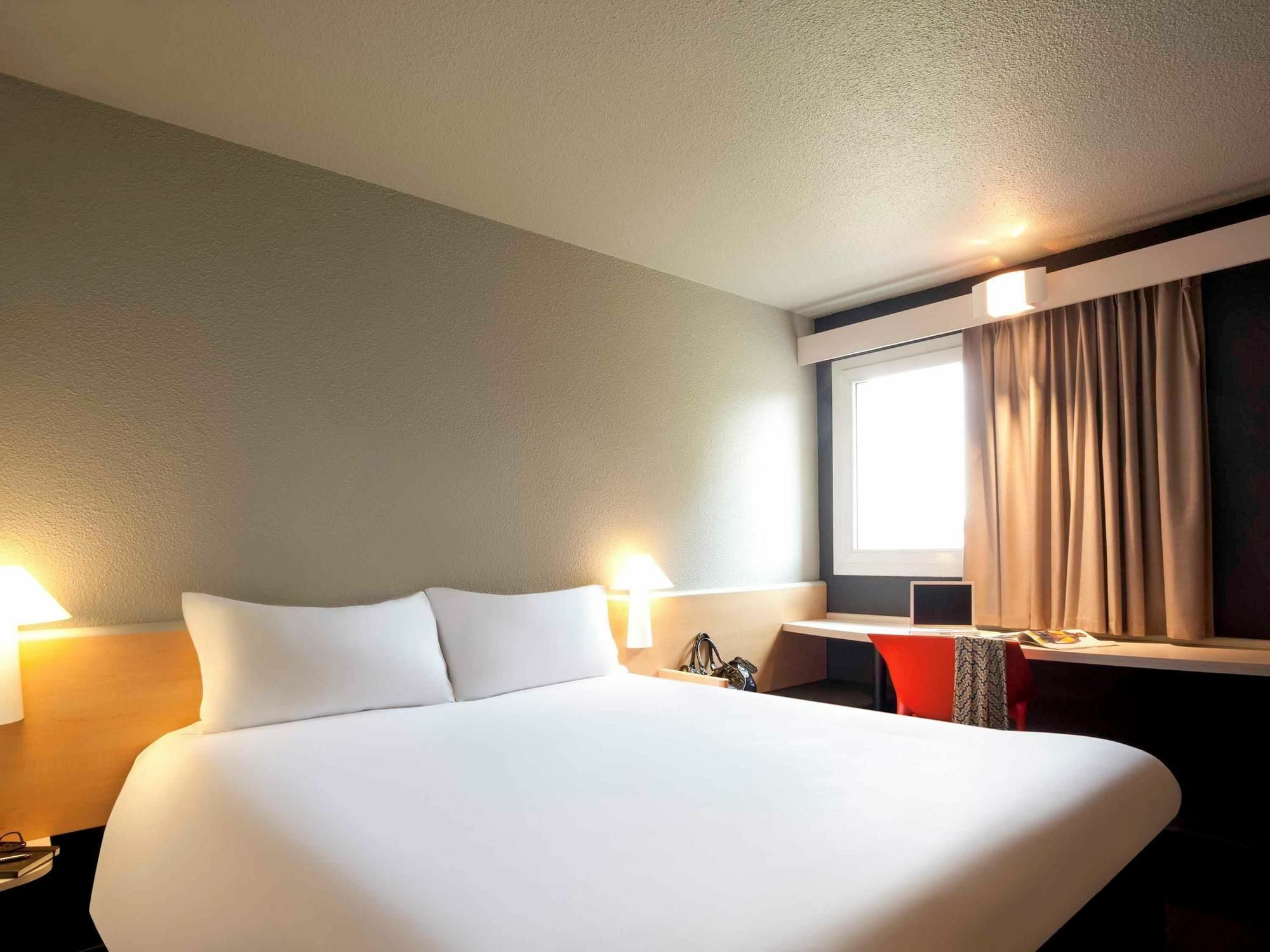 Ibis Pau Lescar Ξενοδοχείο Εξωτερικό φωτογραφία